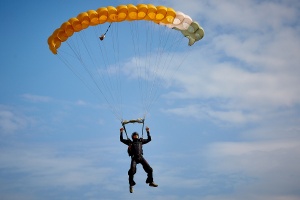 З Днем парашутиста!